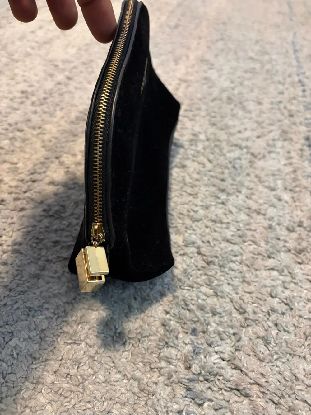 Dolce & Gabbana Beauty Black Velvet Cosmetic Makeup Bag Pouch Gold Zipper